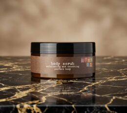 Nashi Argan Body Scrub - Exfoliating and Smoothing Perfect Body 250 g